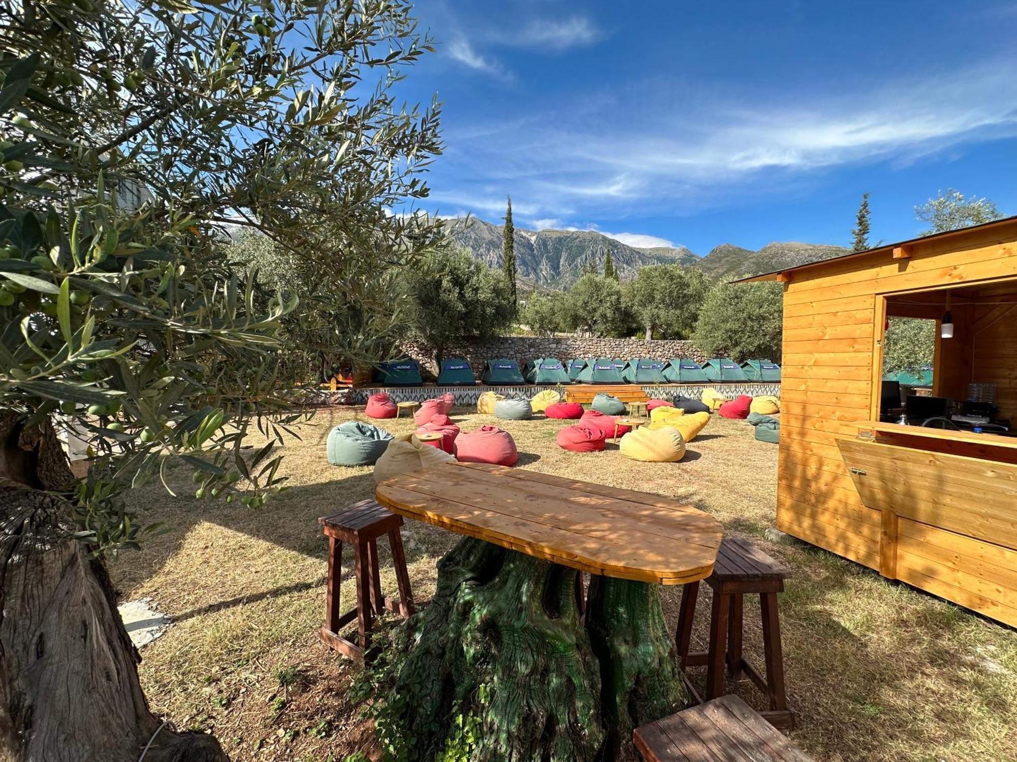 ホテル Alt Camping Dhërmi エクステリア 写真